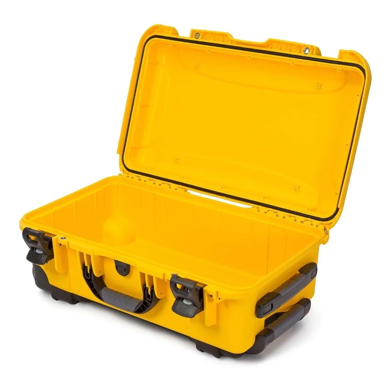Nanuk-935-Yellow-Open_25754546-d502-4bf2-8af1-48135d519956_1800x1800 nanuk 935